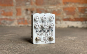 CLOUDY - Digital Multi Effect Pedal